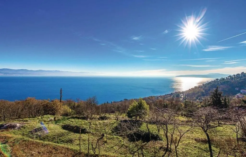 Apartment Apartman Sara S Pogledom Na More Lovran Croatia