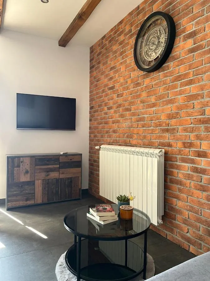 Apartman Sara S Pogledom Na More Lovran Apartment